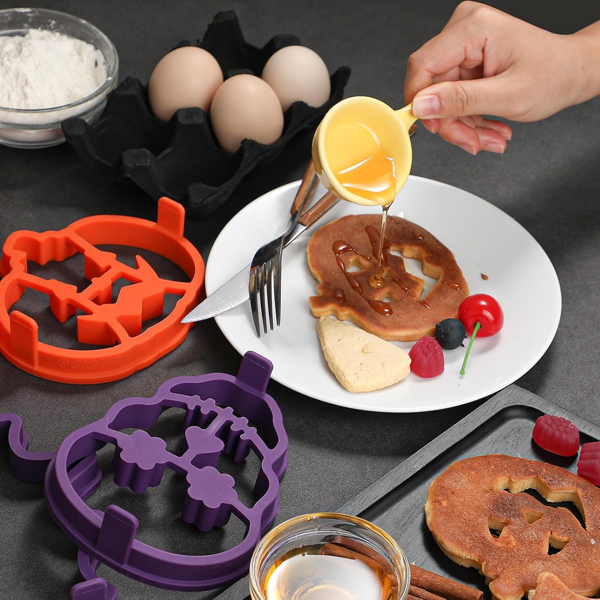 🎃 4-Piece Halloween Pancake Mold Set – Ghost, Bat, Pumpkin & Skull Silicone Breakfast Shapers - image 5